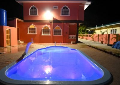 Guesthousetoco Pool & BLDG